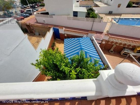 ADOSADO EN VENTA EN EL RINCONCILLO - CADIZ