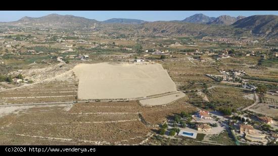 Se Vende en COBATILLAS - MURCIA