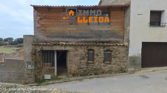 Unifamiliar adosada en venta  en Oliola - Lleida