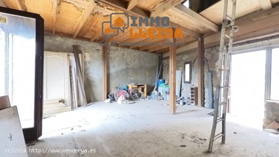 Unifamiliar adosada en venta  en Oliola - Lleida