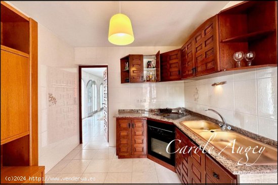 Chalet / Torre en venta  en Denia - Alicante