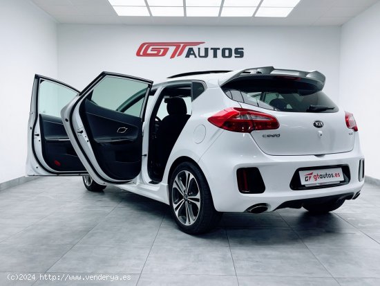 Kia Ceed 1.6 CRDi GT Line 136cv - Málaga