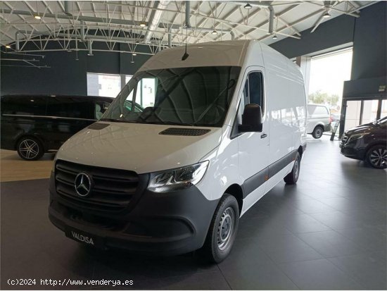  Mercedes Sprinter 311 CDI MEDIO PRO -  