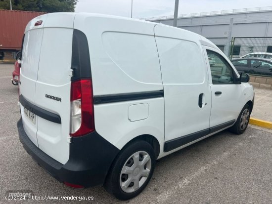 Dacia Dokker esencial de 2018 con 261.000 Km por 7.500 EUR. en Valencia