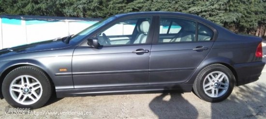 BMW Serie 3 320D de 2001 con 270.000 Km por 3.498 EUR. en Madrid