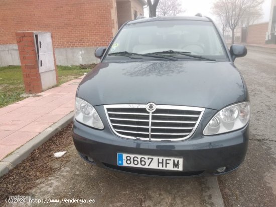 Ssangyong Rodius XDI LIMITED de 2011 con 218.000 Km por 8.000 EUR. en Madrid