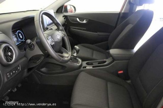 Hyundai Kona 1.0 TGDI Maxx 4x2 de 2023 con 16.146 Km por 19.600 EUR. en Zaragoza