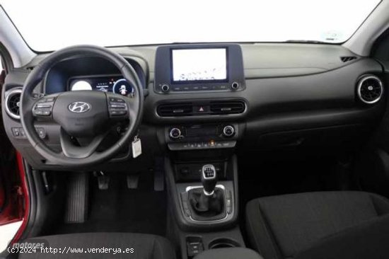 Hyundai Kona 1.0 TGDI Maxx 4x2 de 2023 con 16.146 Km por 19.600 EUR. en Zaragoza