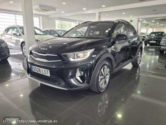  Kia Stonic 1.2 DPi Concept Plus de 2021 con 25.300 Km por 15.490 EUR. en Madrid 