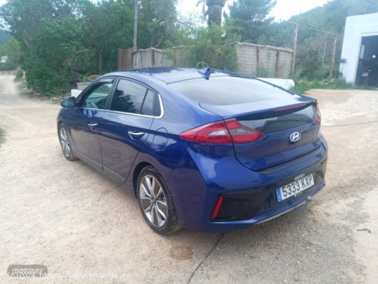  Hyundai Ioniq Style 1.6 hibrido 141cv de 2019 con 62.000 Km por 19.000 EUR. en Baleares 