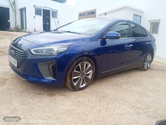 Hyundai Ioniq Style 1.6 hibrido 141cv de 2019 con 62.000 Km por 19.000 EUR. en Baleares