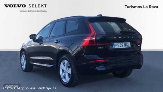 Volvo XC 60 TODOTERRENO 2.0 B4 P ESSENTIAL AUTO 197CV 5P de 2023 con 5.000 Km por 42.500 EUR. en Sev