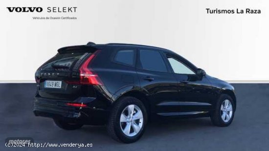 Volvo XC 60 TODOTERRENO 2.0 B4 P ESSENTIAL AUTO 197CV 5P de 2023 con 5.000 Km por 42.500 EUR. en Sev