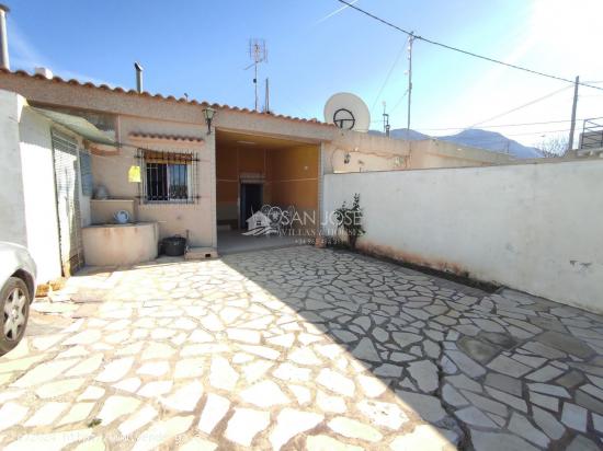 SE VENDE CASA CUEVA EN LA ALGUEÑA. - ALICANTE