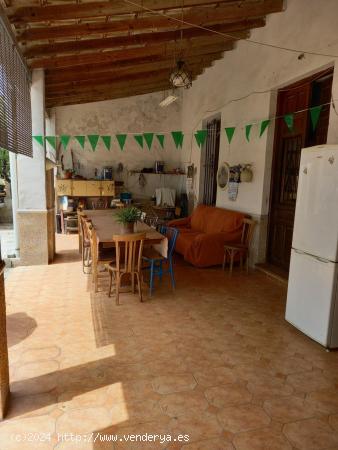 SE VENDE CASA DE CAMPO - ALICANTE