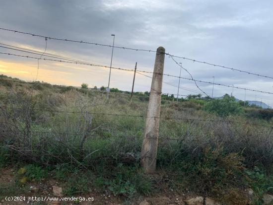 TERRENO EN MUY BUENA ZONA PEGADO A SAN VICENTE DEL RASPEIG - ALICANTE