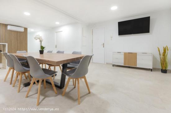 ALQUILER DE HABITACIONES CON BAÑO PRIVADO Y AIRE, ZONA CENTRO, COMPLETAMENTE NUEVAS, - ALICANTE