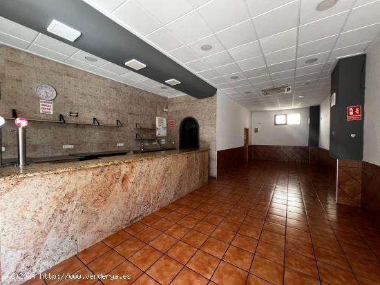  LOCAL COMERCIAL EN ZONA TOSCAR - ALICANTE 