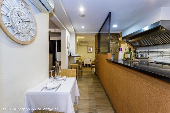 TRASPASO DE RESTAURANTE EN EL CENTRO DE BINISSALEM - BALEARES