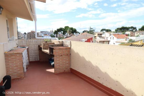  Casa de pueblo en Rocafort cerca del metro - VALENCIA 