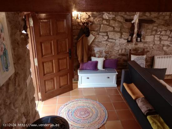 ¡Oportunidad Única en Güemes! Encantadora Casa de Piedra pareada Totalmente Reformada - CANTABRIA