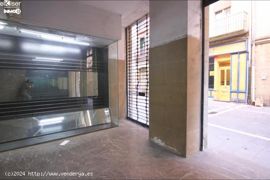 Ekiser vende local en Calle Mayor Pamplona - NAVARRA