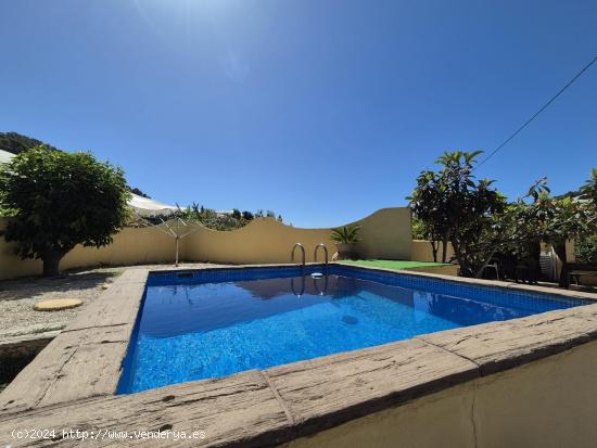 ESPECTACULAR CASA RURAL CON PISCINA PRIVADA! TRANQUILIDAD ASEGURADA!! - ALICANTE