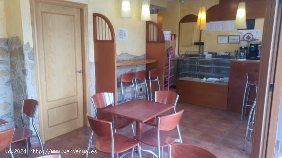 LOCALES A LA VENTA CON CAFETERIA EN OLESA DE MONTSERRAT - BARCELONA