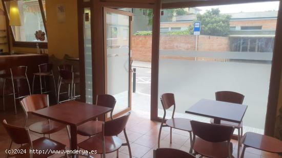 LOCALES A LA VENTA CON CAFETERIA EN OLESA DE MONTSERRAT - BARCELONA