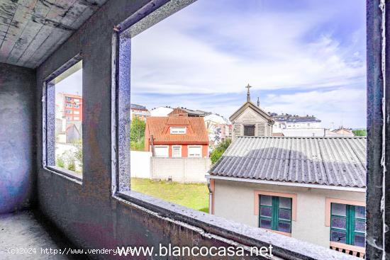 CASA para REFORMAR en pleno CENTRO de CARBALLO - A CORUÑA