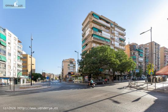  MAGNIFICA OPORTUNIDAD DE COMPRA. PISO 3 DORMITORIOS  EN CALLE PALENCIA ZAIDIN - GRANADA 