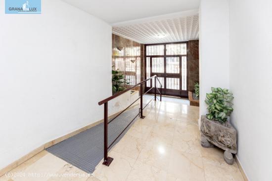 MAGNIFICA OPORTUNIDAD DE COMPRA. PISO 3 DORMITORIOS  EN CALLE PALENCIA ZAIDIN - GRANADA