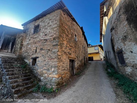  CASA DE PIEDRA PARA RESTAURAR - LEON 