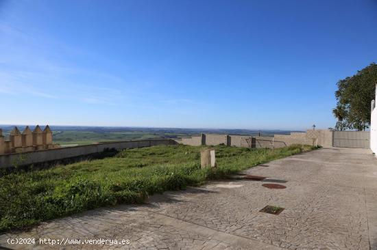 PARCELA URBANA EN PLENO CENTRO DE MEDINA SIDONIA - CADIZ