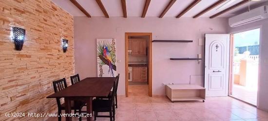 Chalet en venta en la Urbanizacion Mediterráneo III - ALICANTE