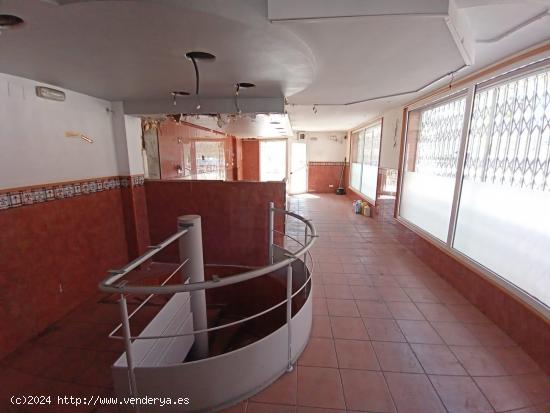 LOCAL COMERCIAL EN RUBI, IDEAL PARA INVERSORES - BARCELONA