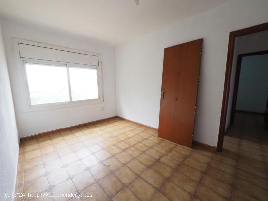 SE VENDE PISO EN MATARO, ZONA L'ESCORXADOR - EL PALAU - BARCELONA