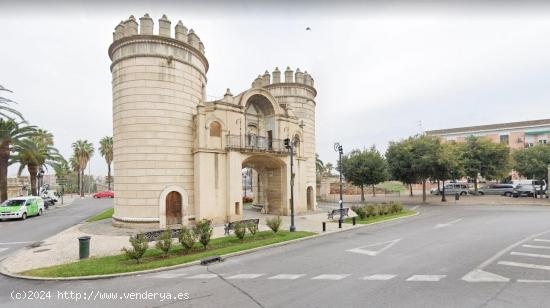 FANTÁSTICA VIVIENDA REFORMADA CON BONITAS VISTAS - BADAJOZ