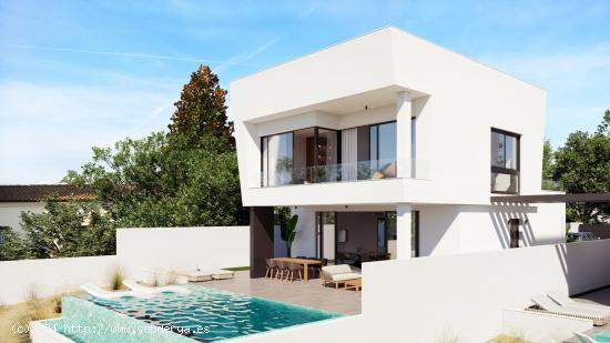 OBRA NUEVA - VILLA DE 4 DORMITORIOS PISCINA Y PARKING PRIVADOS EN MIL PALMERAS - ALICANTE