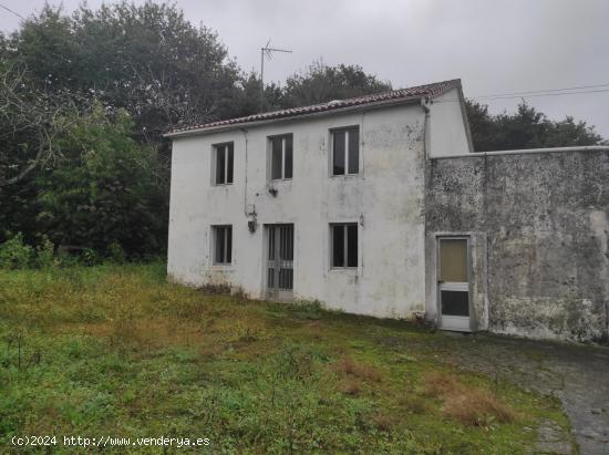 CASA PARA REFORMAR EN ARINS - A CORUÑA