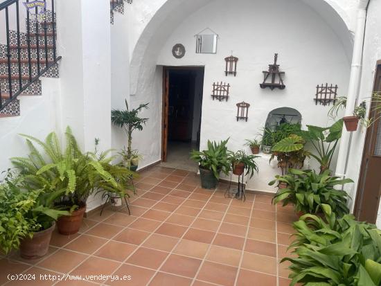 SE VENDE CASA EN ZONA CASCO ANTIGUO - CADIZ