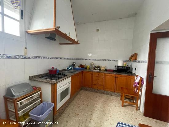 SE VENDE CASA EN ZONA CASCO ANTIGUO - CADIZ