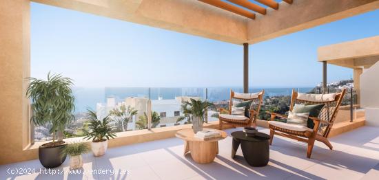 **** APARTAMENTOS, ÁTICOS Y PAREADOS CON VISTAS AL MAR A LA VENTA EN BENALMADENA !!! - MALAGA