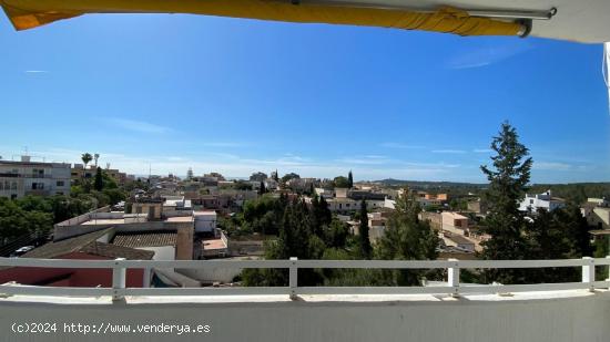 PISO DE 3 DORMITORIOS Y DOS BAÑOS. CON TERRAZA Y VISTAS - BALEARES