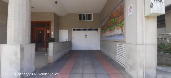 Estupenda plaza de garaje en playa de compostela en venta - PONTEVEDRA