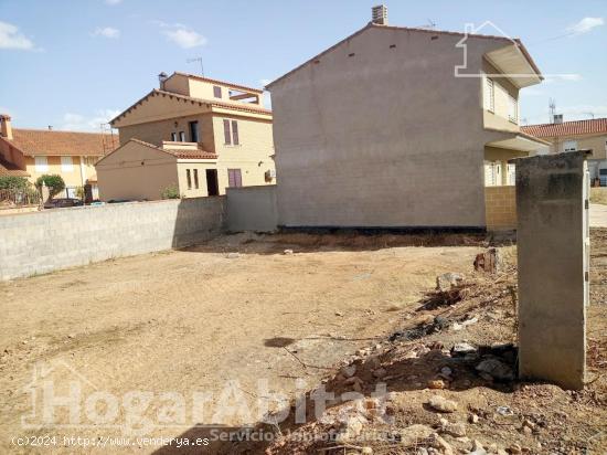 TERRENO URBANO PARA HACER LA CASA DE TUS SUEÑOS - VALENCIA