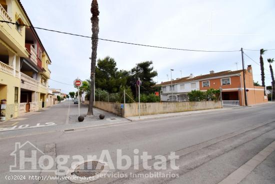 ¡OPORTUNIDAD! ESTUPENDO TERRENO ESQUINERO EN SEGUNDA LINEA DE PLAYA - CASTELLON