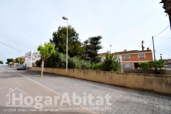 ¡OPORTUNIDAD! ESTUPENDO TERRENO ESQUINERO EN SEGUNDA LINEA DE PLAYA - CASTELLON