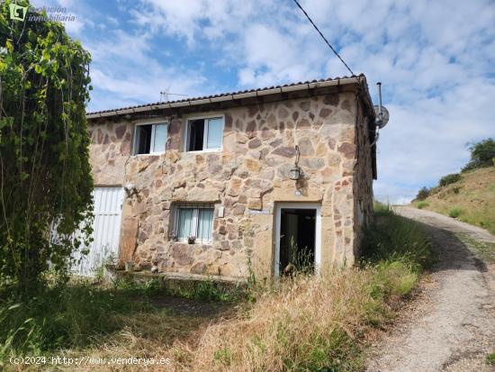 CASA DE PUEBLO EN LA SIERRA DE LA DEMANDA - BURGOS