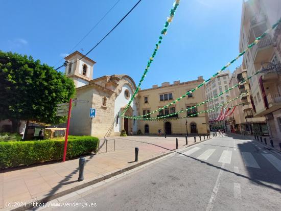 Se Alquila en Almeria - ALMERIA